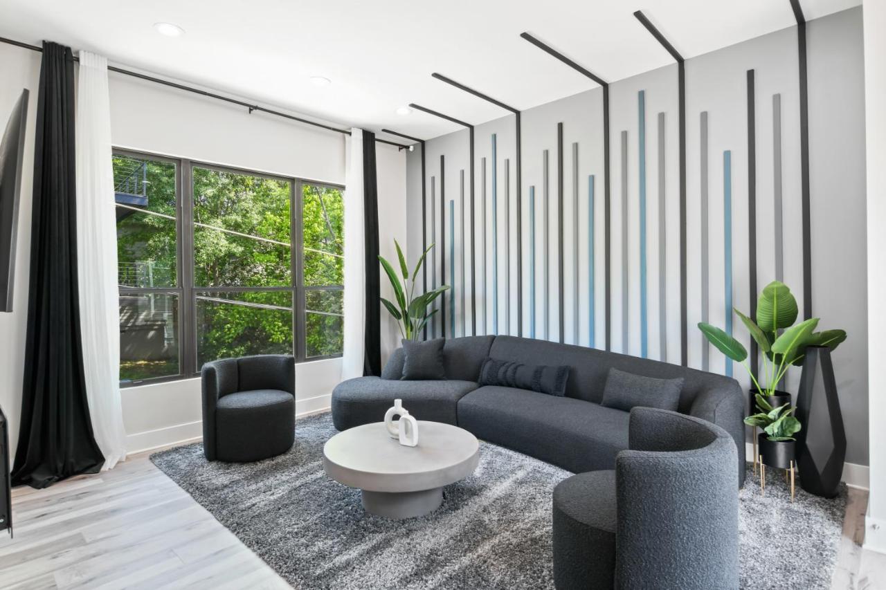 The Red Door - Ultra Modern Atlanta Home - Designedbydom Εξωτερικό φωτογραφία